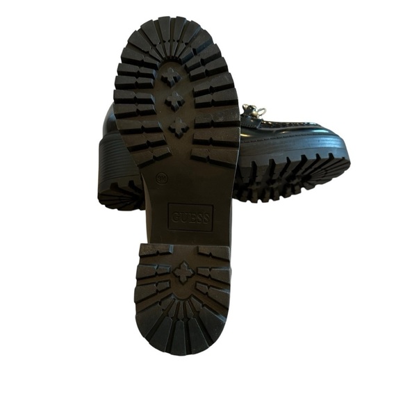 Guess chunky black loafers in size 9 like new condition. - Picture 4 of 10